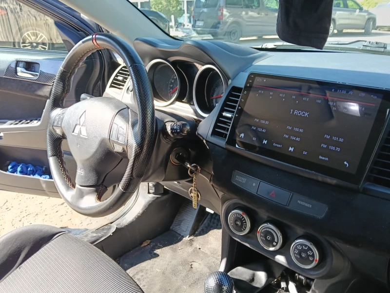 Mitsubishi Lancer 1.8 Mivec , снимка 10 - Автомобили и джипове - 52008460