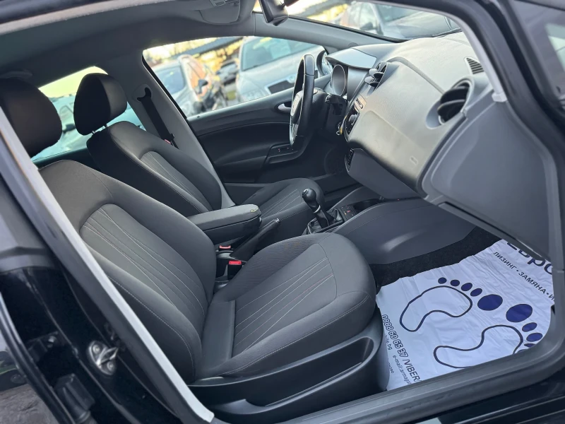 Seat Ibiza 1.2TDI 90кс КЛИМАТРОНИК, снимка 13 - Автомобили и джипове - 52029211