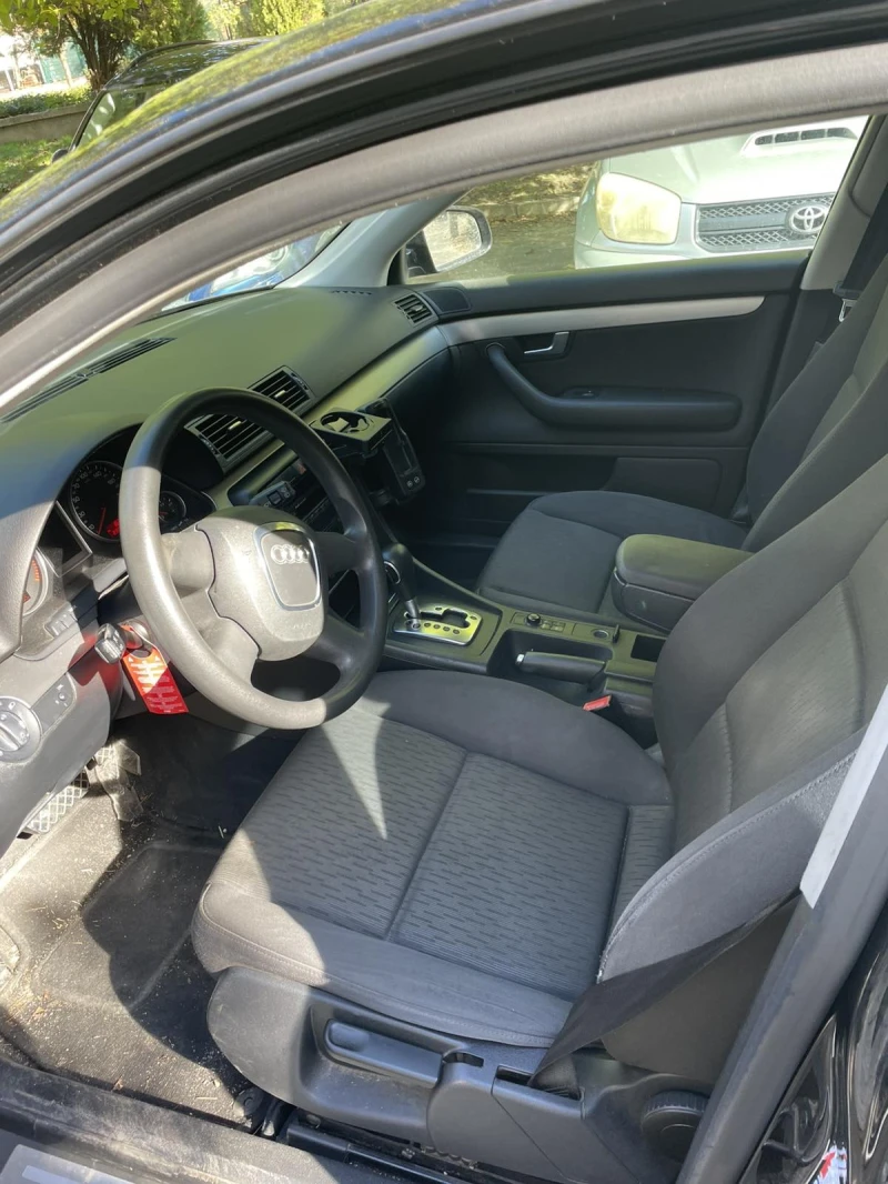 Audi A4 avant, снимка 7 - Автомобили и джипове - 52502919