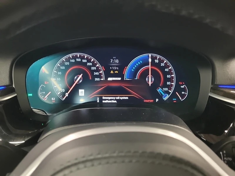 BMW 530E IPERFORMANCE * * CARFAX * * АВТО КРЕДИТ * * , снимка 10 - Автомобили и джипове - 52901278