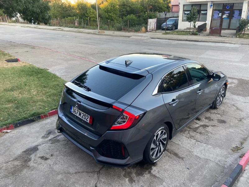 Honda Civic 1.5 Turbo, снимка 6 - Автомобили и джипове - 53231255
