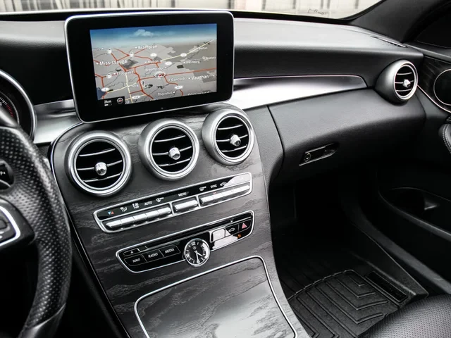 Mercedes-Benz C 300 !!4MATIC!! /AMG LINE/ SPECIAL, снимка 14 - Автомобили и джипове - 54967306