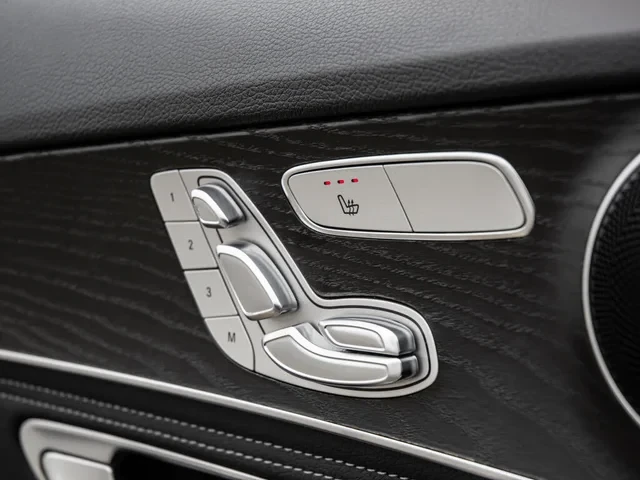 Mercedes-Benz C 300 !!4MATIC!! /AMG LINE/ SPECIAL, снимка 11 - Автомобили и джипове - 54967306