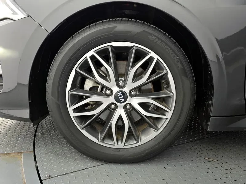 Kia K5 2.0 Trendy, снимка 5 - Автомобили и джипове - 55739385