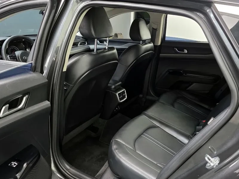 Kia K5 2.0 Trendy, снимка 11 - Автомобили и джипове - 55739385