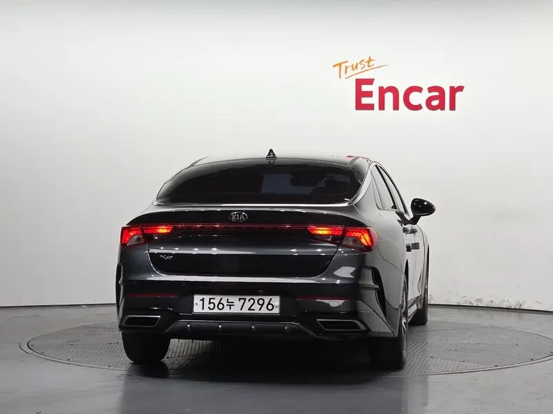 Kia K5 2.0 Trendy, снимка 4 - Автомобили и джипове - 55739385