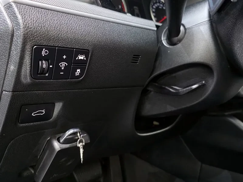Kia K5 2.0 Trendy, снимка 15 - Автомобили и джипове - 55739385