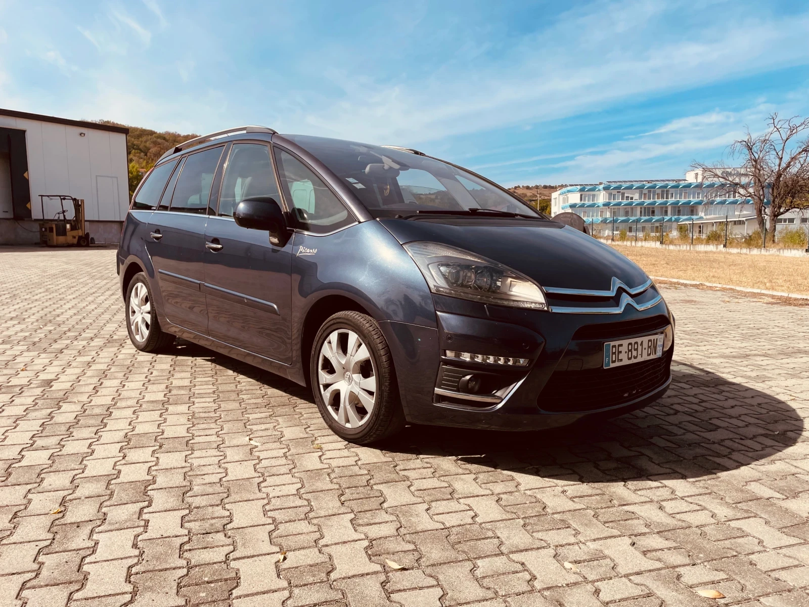 Citroen C4 Picasso 2.0 - изображение 5