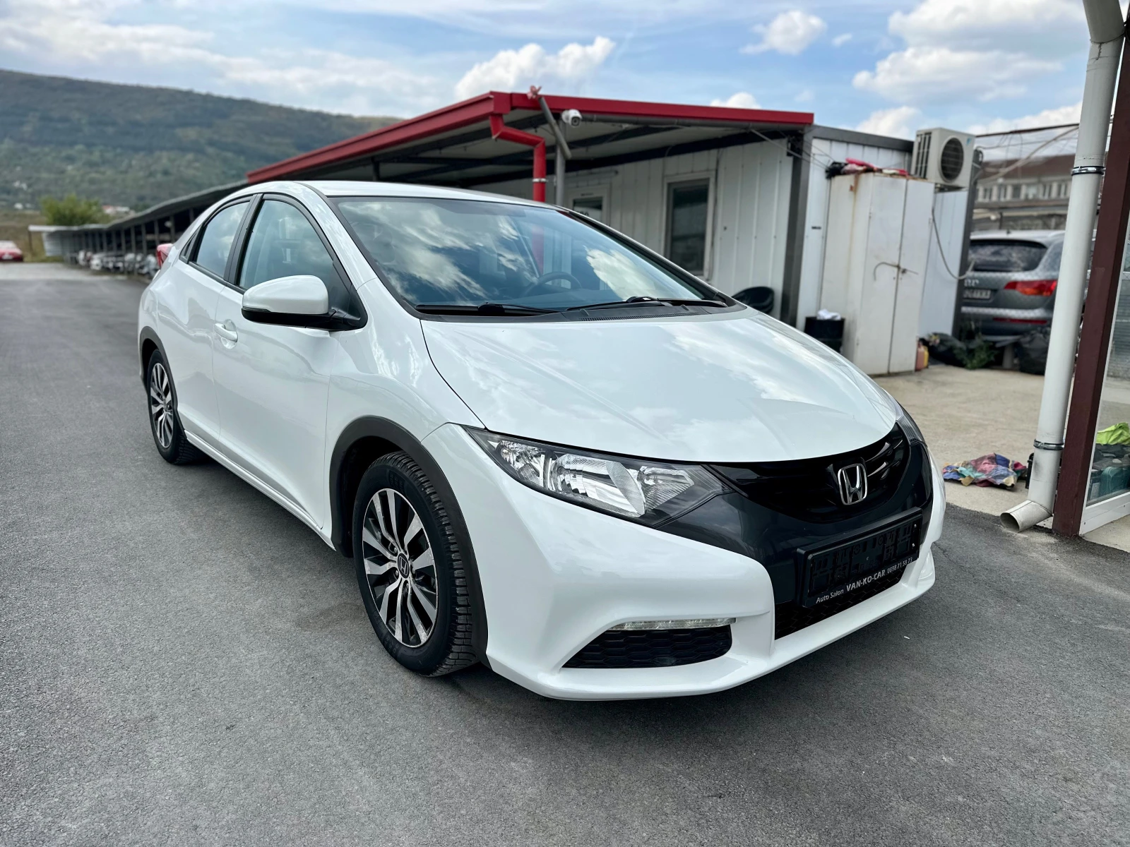 Honda Civic 1.6i-DTEC 120к.с LED - [1] 