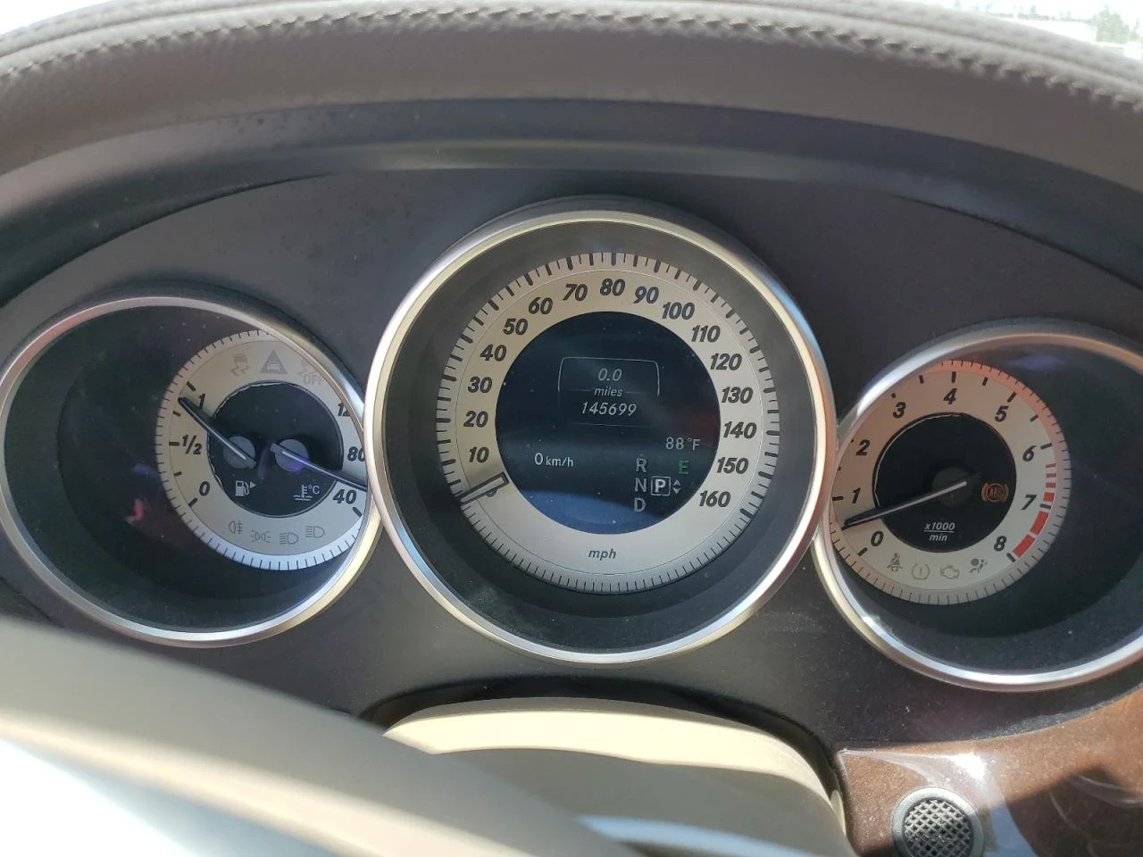 Mercedes-Benz CLS 500  - изображение 10