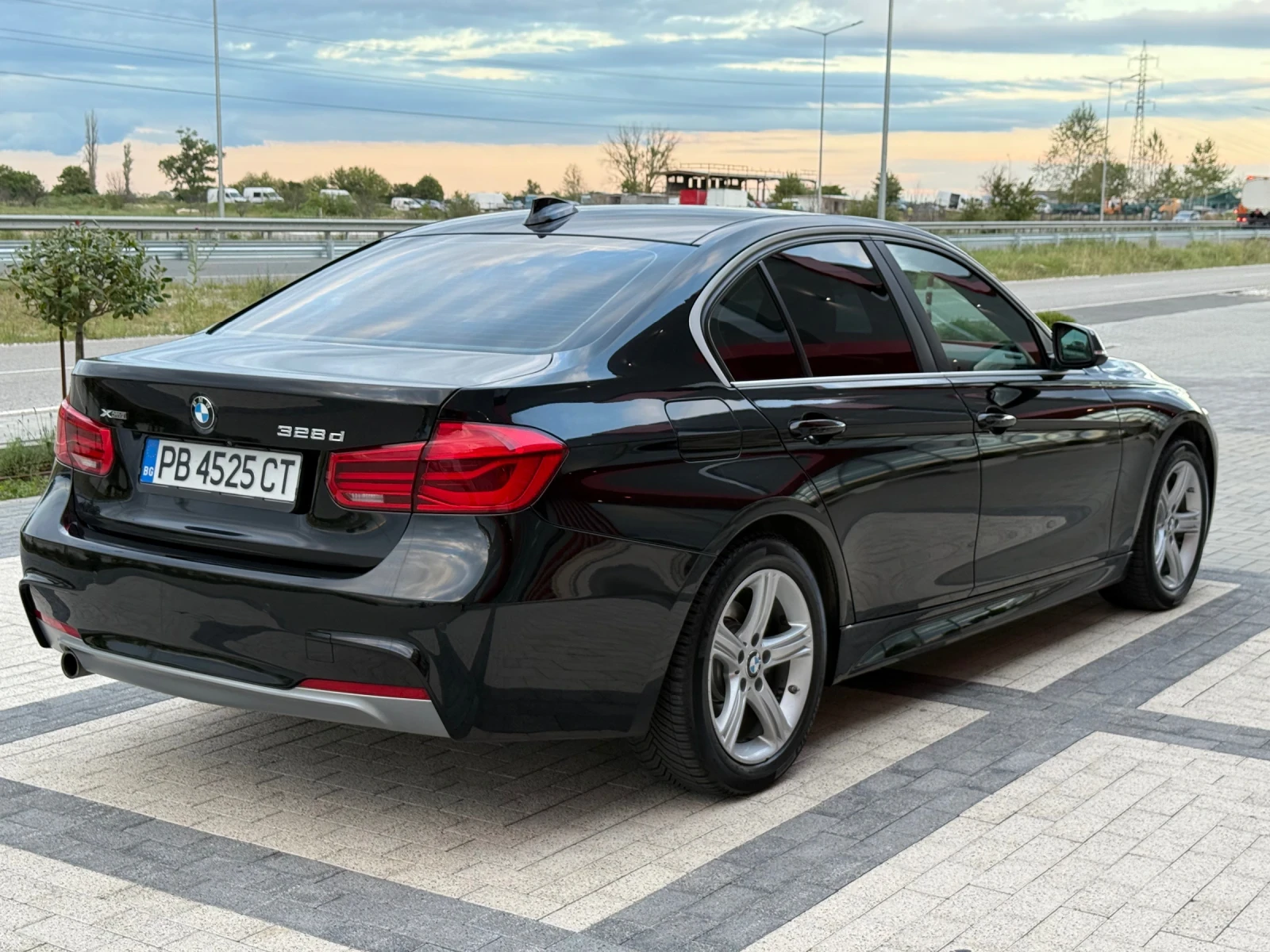 BMW 328 328d * xDrive* * keyless* * M-pack*  - изображение 5
