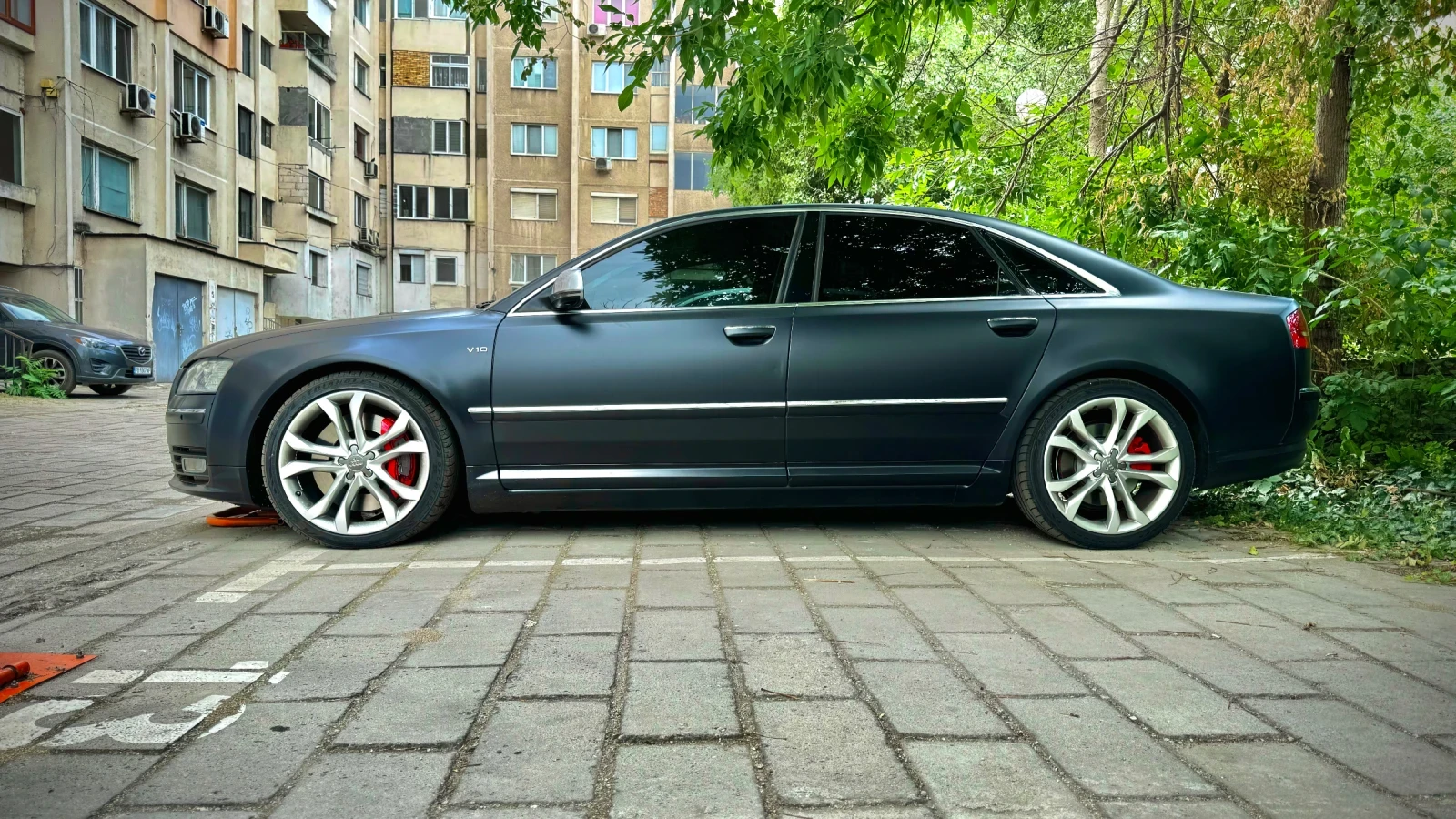 Audi S8  - изображение 8