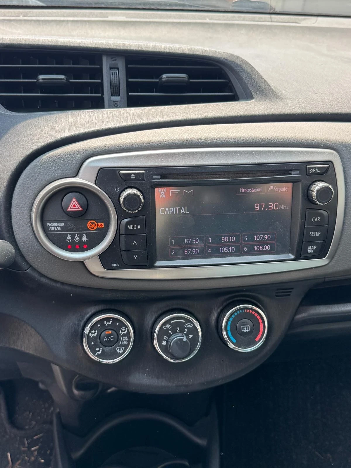 Toyota Yaris 164600км* Navi* КАМЕРА* 2013г* 1.4D4d 90hp* KLIMA - изображение 6