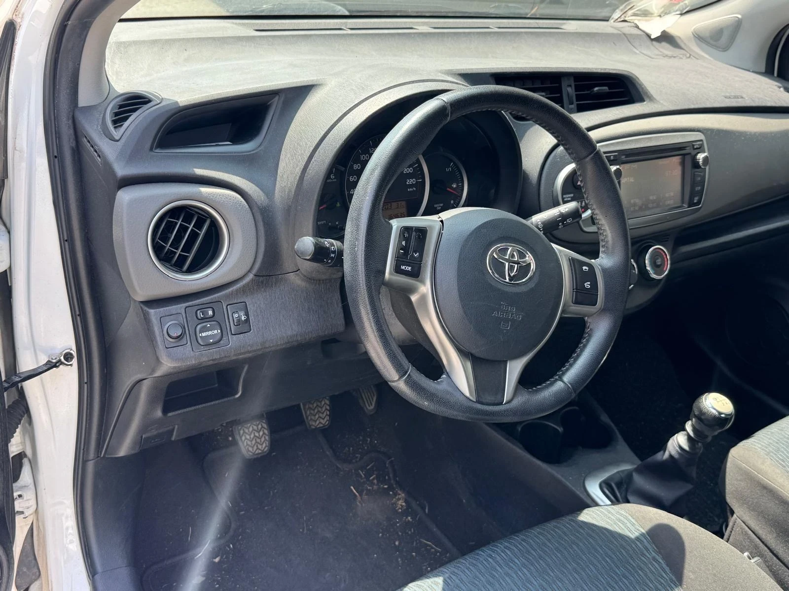 Toyota Yaris 164600км* Navi* КАМЕРА* 2013г* 1.4D4d 90hp* KLIMA - изображение 10