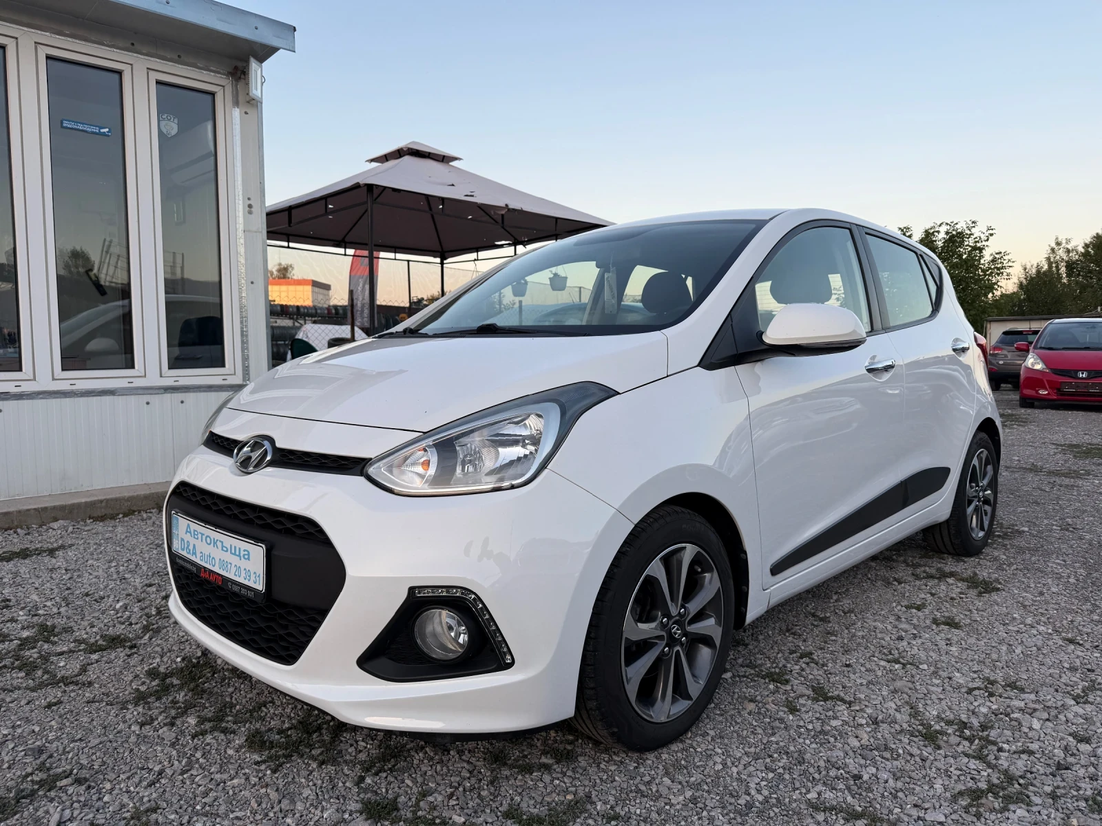 Hyundai I10 1.2i Vertex Швейцария - изображение 5