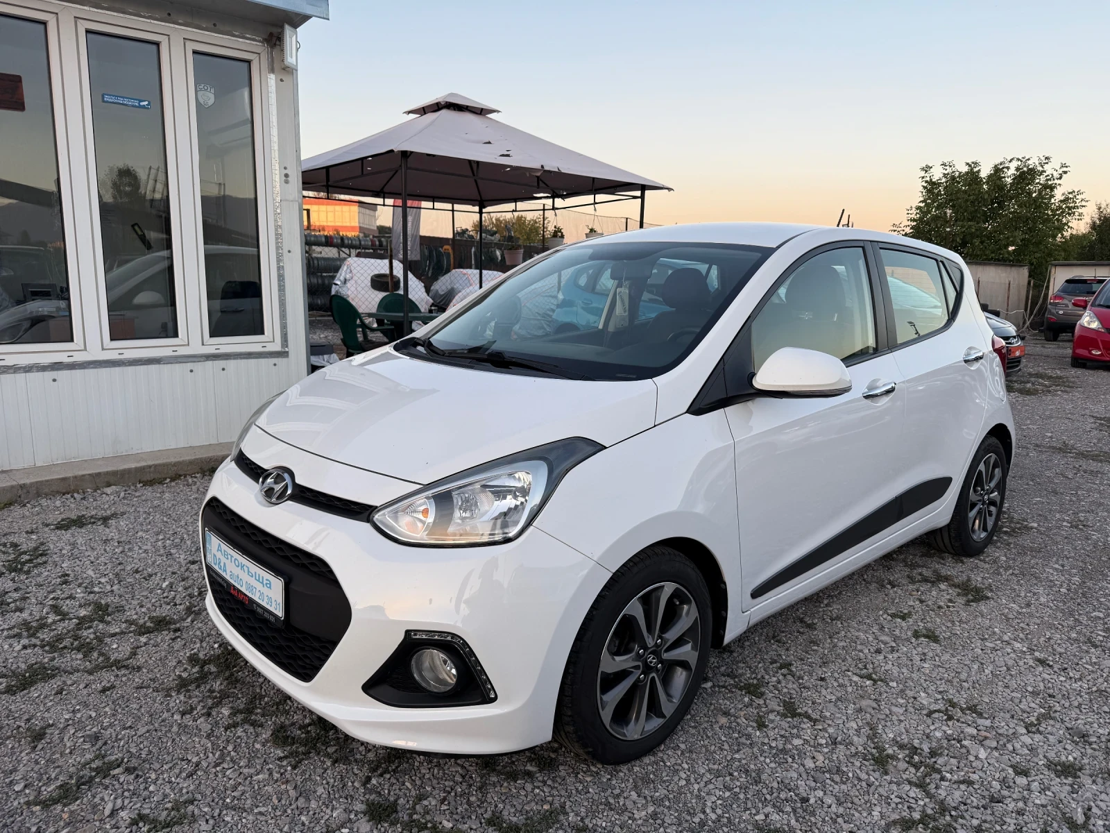 Hyundai I10 1.2i Vertex Швейцария - изображение 3
