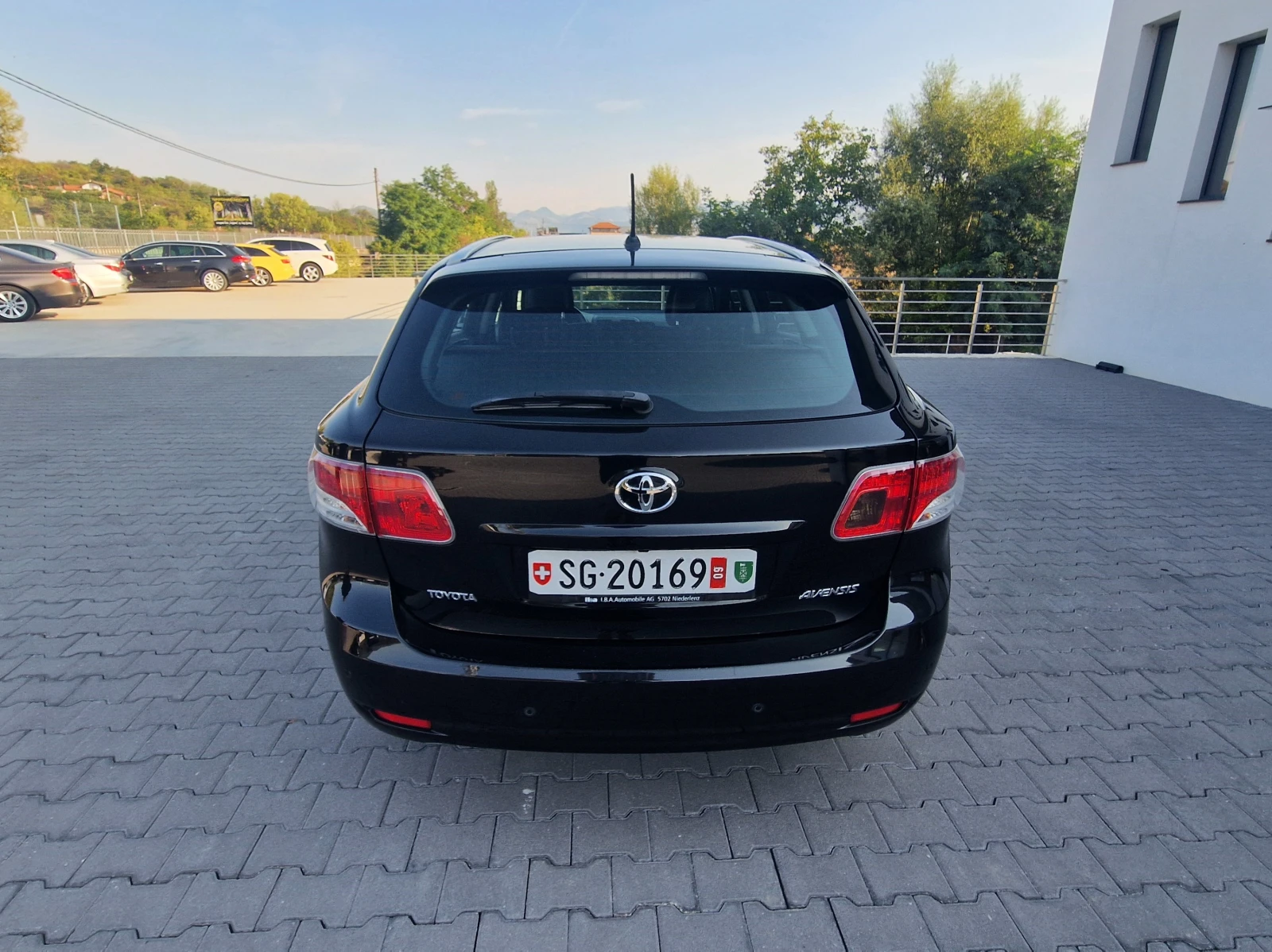 Toyota Avensis ЛИЗИНГ - изображение 4