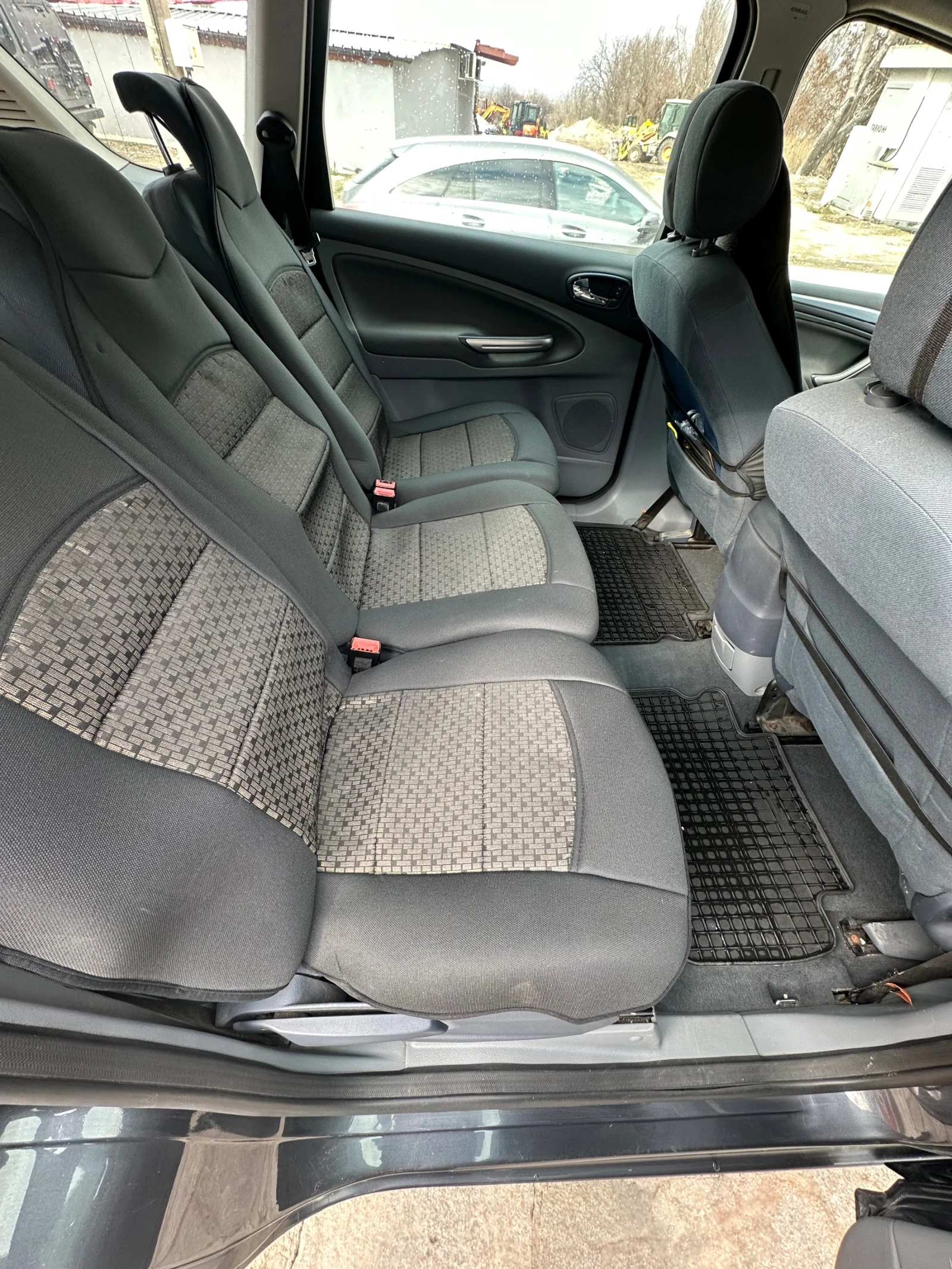 Ford S-Max  - изображение 9
