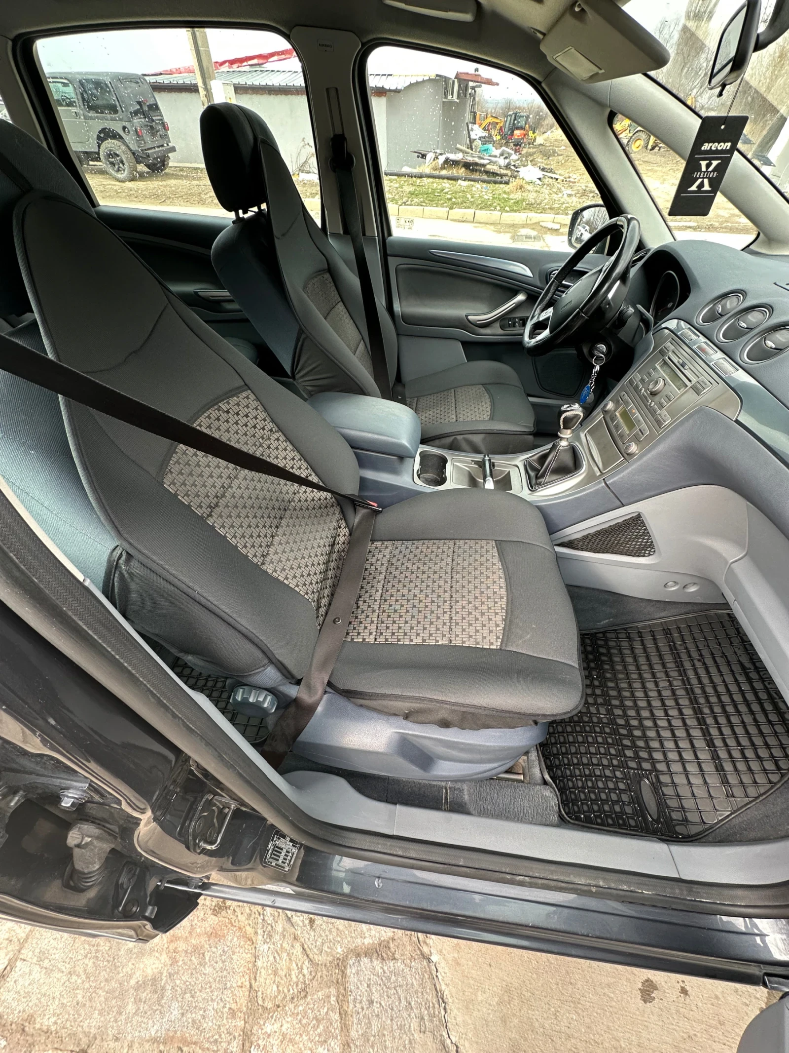 Ford S-Max  - изображение 10