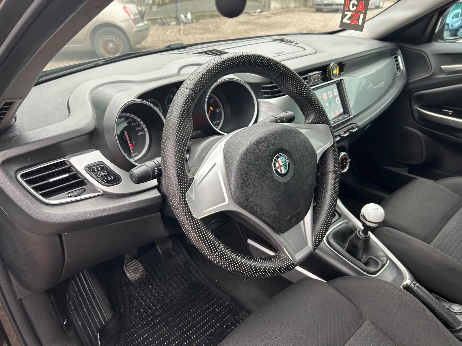Alfa Romeo Giulietta 1.6gtd-m НОВА!!!! - изображение 9