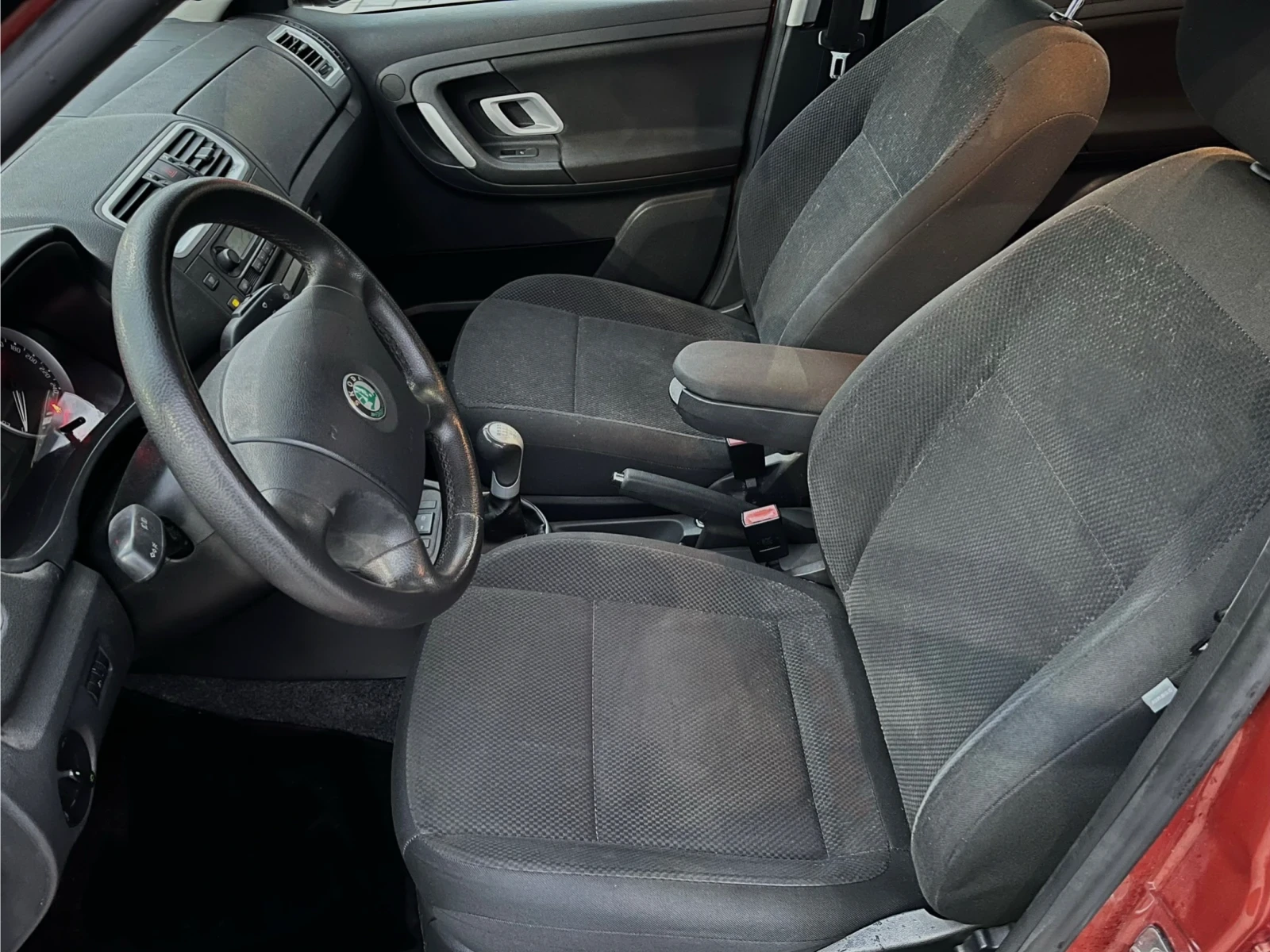 Skoda Fabia 1.4i 16V  - изображение 6