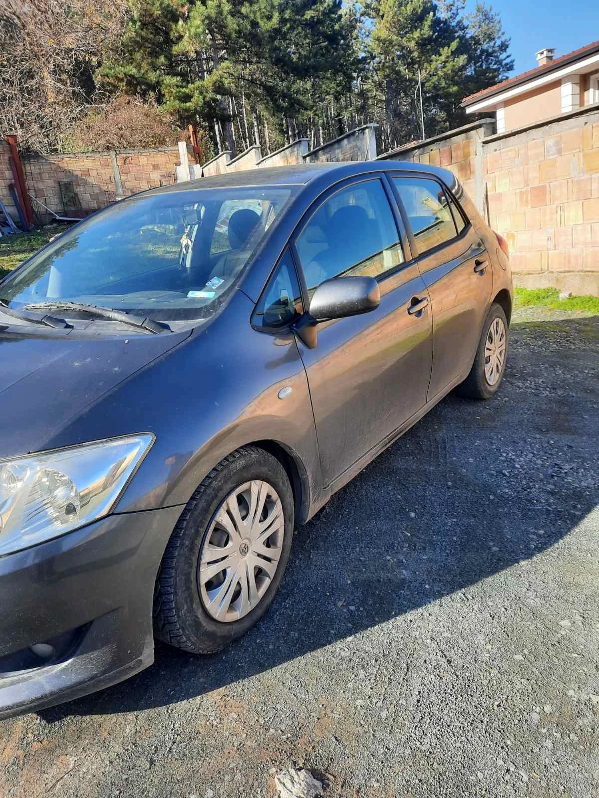 Toyota Auris  - изображение 3