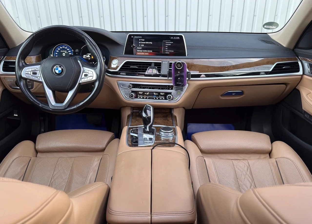 BMW 740 xDrive - изображение 8