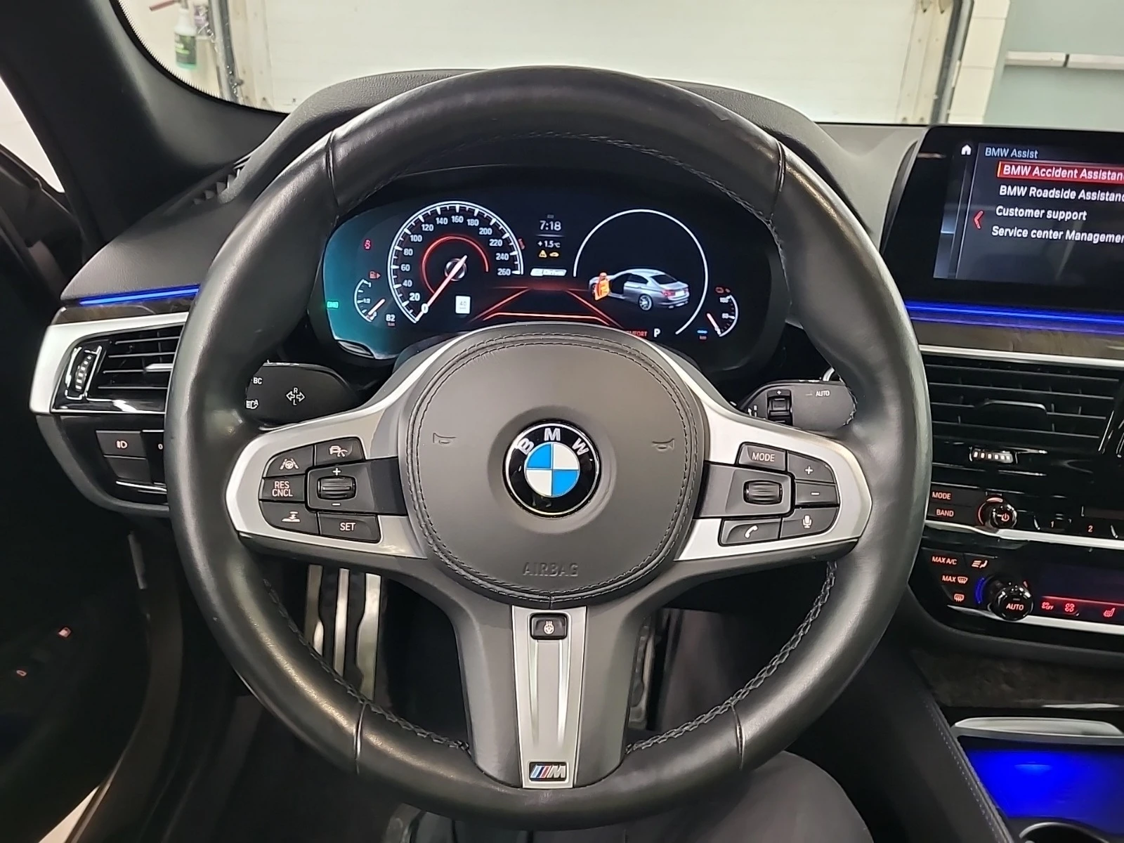 BMW 530E IPERFORMANCE * * CARFAX * * АВТО КРЕДИТ * *  - изображение 9