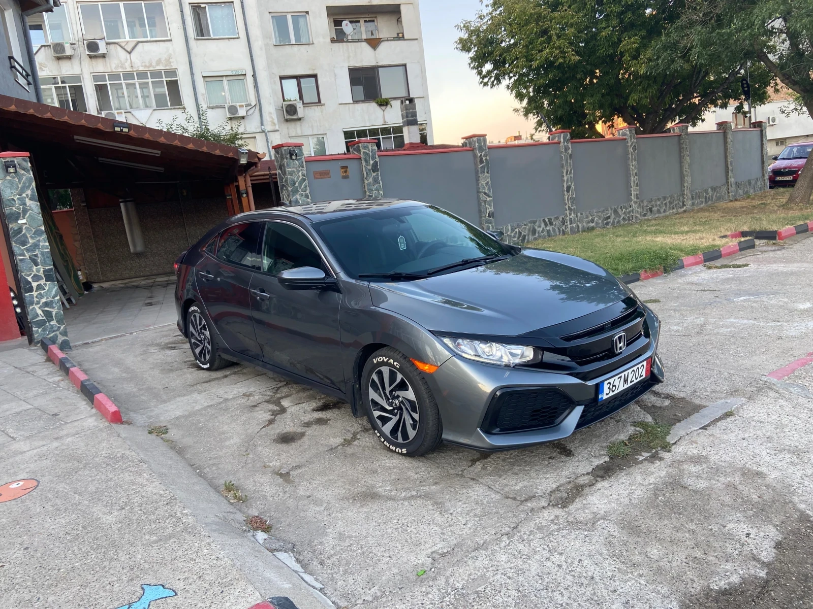 Honda Civic 1.5 Turbo - изображение 2