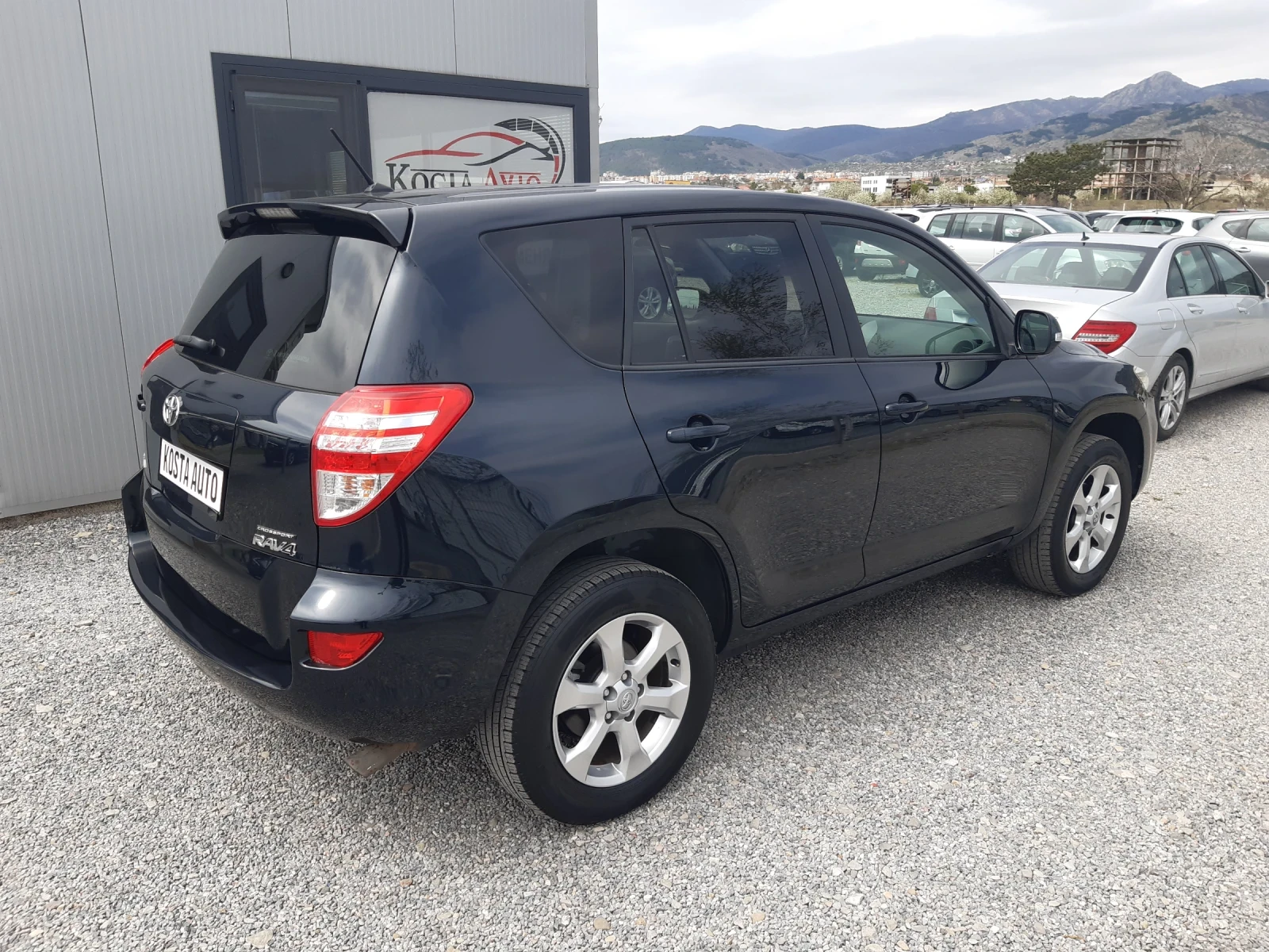 Toyota Rav4 КАТО НОВ ИТАЛИЯ, снимка 3 - Автомобили и джипове - 53258757