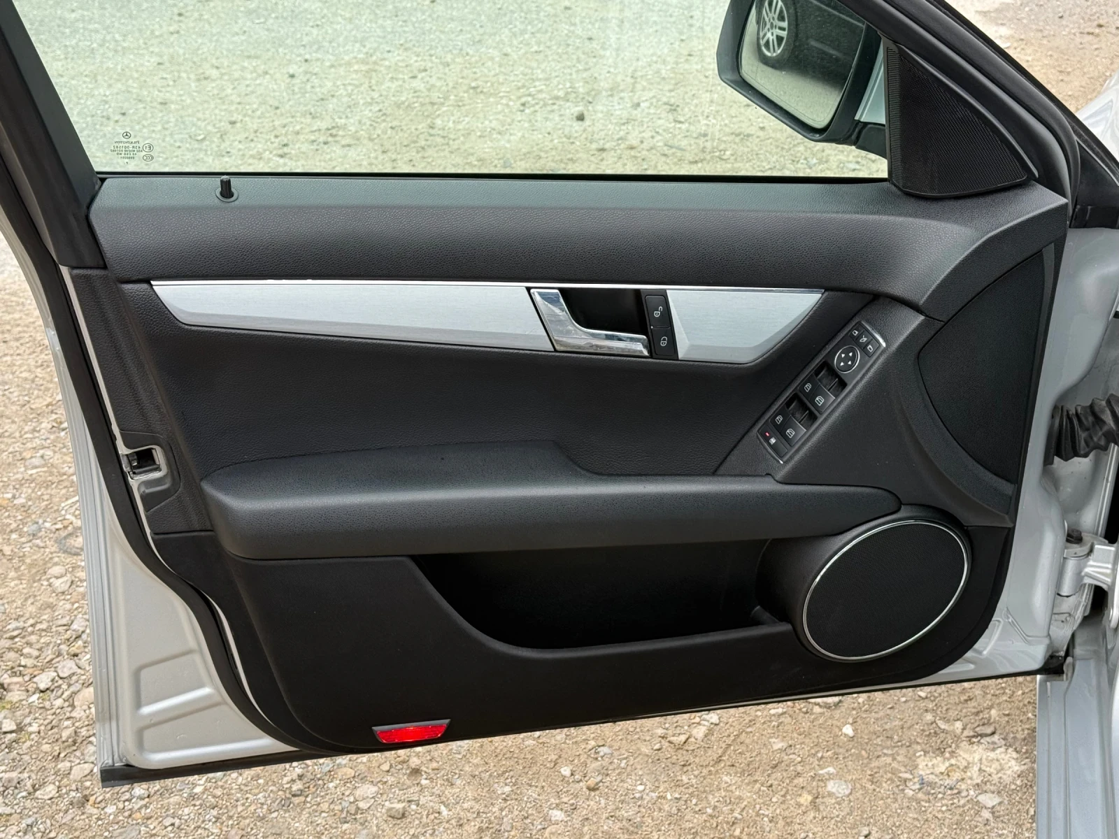 Mercedes-Benz C 220 CDI LIZING, снимка 8 - Автомобили и джипове - 54284942