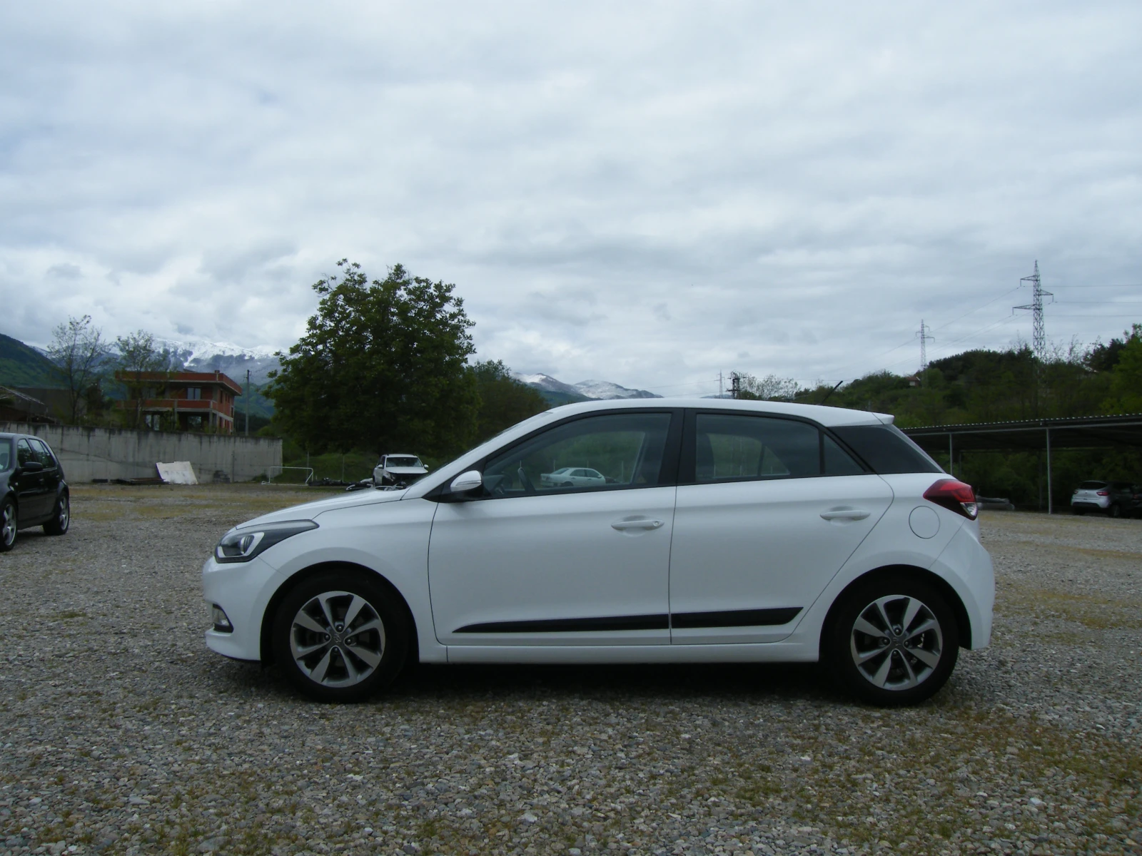 Hyundai I20 1.1CRDI EURO 6B, снимка 6 - Автомобили и джипове - 54378382