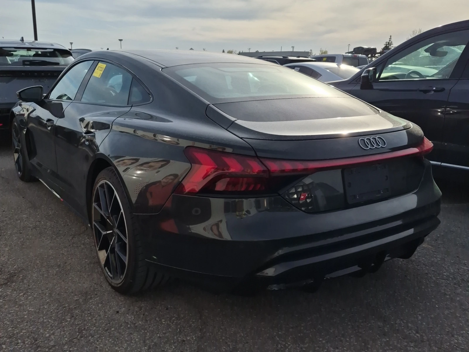 Audi E-Tron GT S, снимка 5 - Автомобили и джипове - 54643145