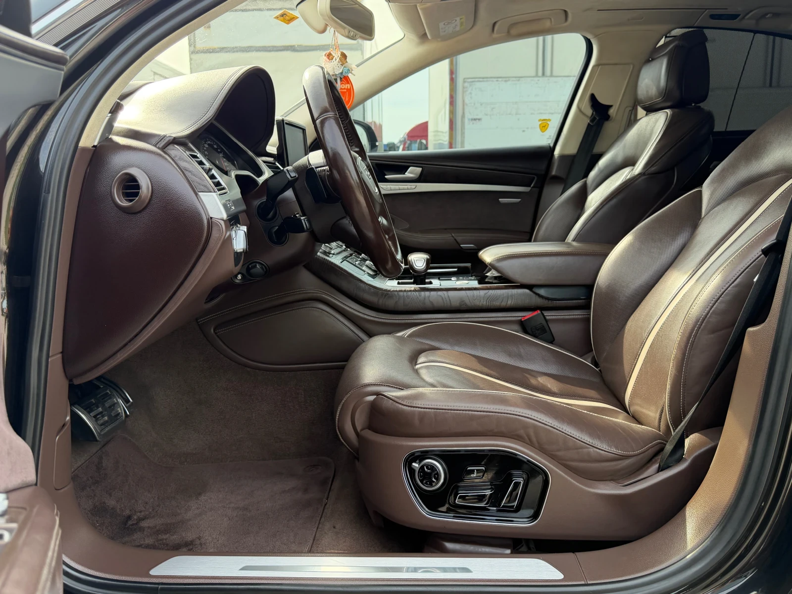 Audi A8 4.2TDI, снимка 5 - Автомобили и джипове - 54847464