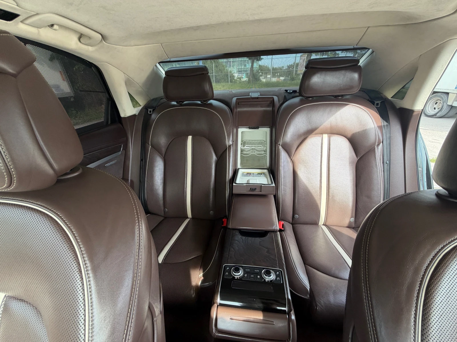 Audi A8 4.2TDI, снимка 11 - Автомобили и джипове - 54847464