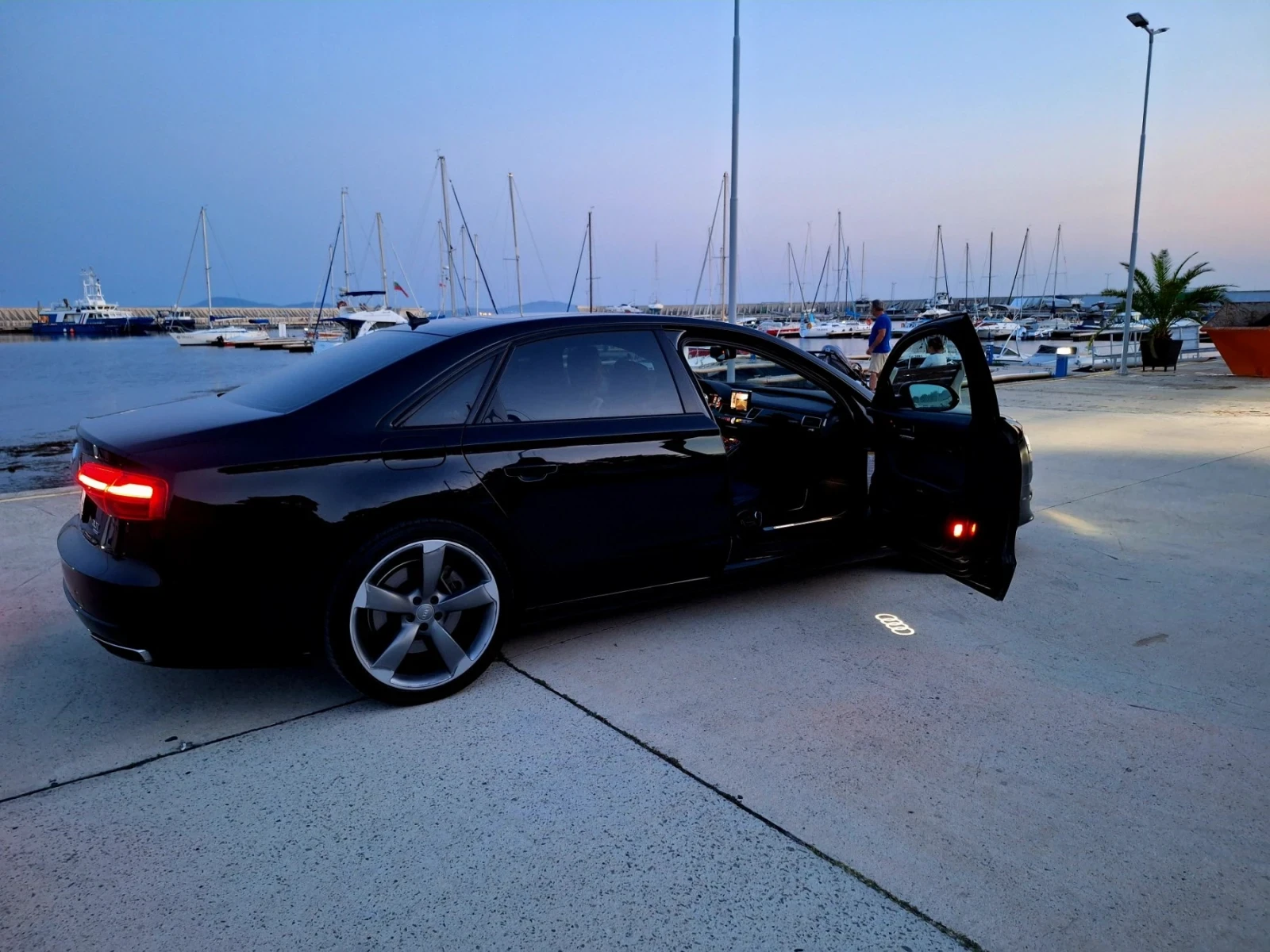 Audi A8 S8 TFSI LONG+ ������ �� V250d | Mobile.bg � ����������� 12
