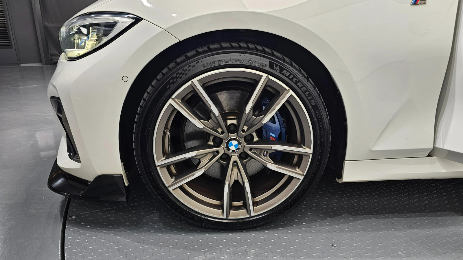 BMW 340 i HARMAN KARDON* HEAD-UP* DISTRONIC* 360 CAM* , снимка 5 - Автомобили и джипове - 55027904