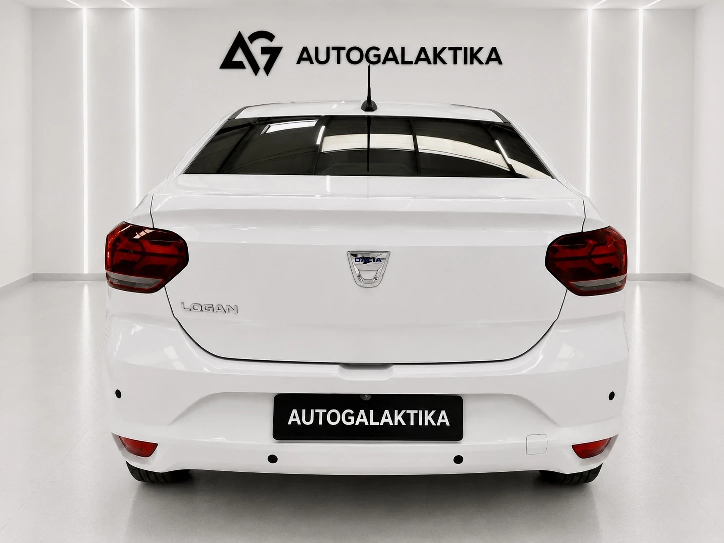 Dacia Logan TCe   Автоматик   11.2021 г.  Реални 83000км., снимка 9 - Автомобили и джипове - 55002735