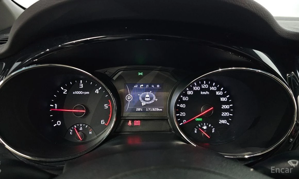 Kia Carnival, снимка 8 - Автомобили и джипове - 55129858