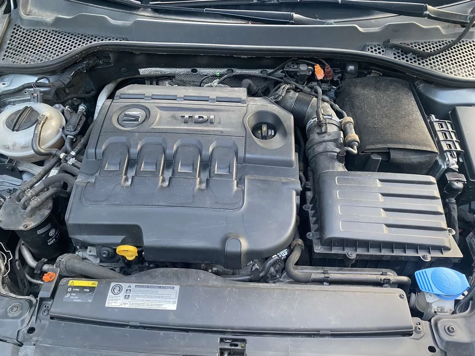 Seat Leon 2.0Tdi, снимка 6 - Автомобили и джипове - 55335103