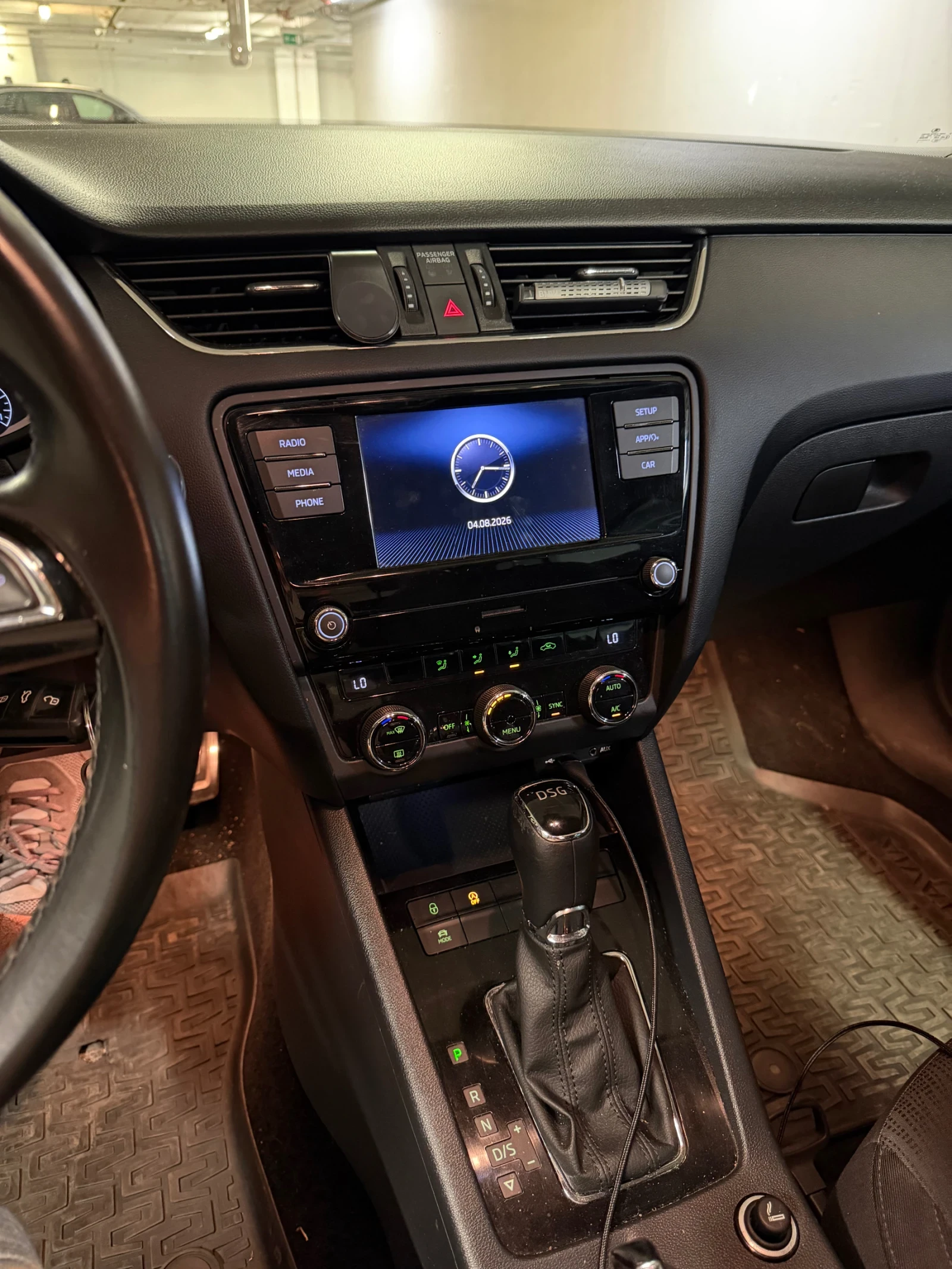 Skoda Octavia TSI, снимка 7 - Автомобили и джипове - 55568153