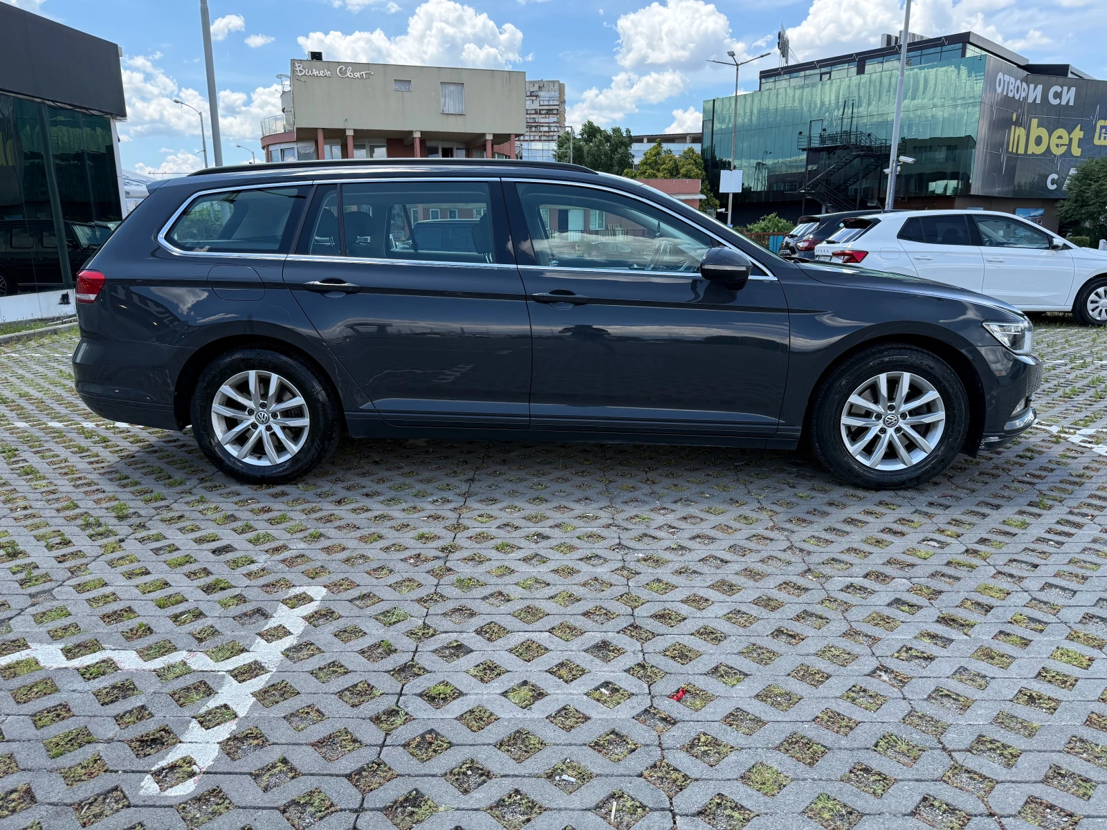 VW Passat 1.6 TDI BlueMotion