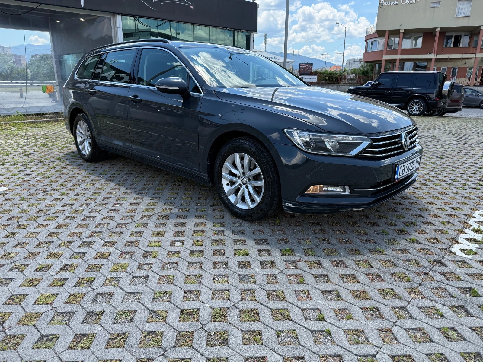 VW Passat 1.6 TDI BlueMotion, снимка 3 - Автомобили и джипове - 55796054