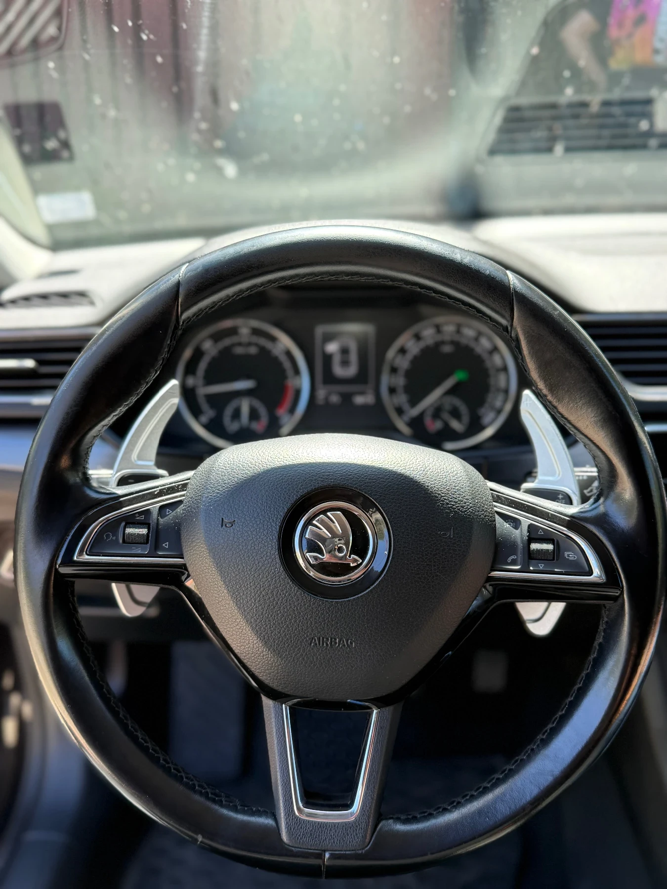 Skoda Superb 2.0 TDI DSG, снимка 16 - Автомобили и джипове - 55980085