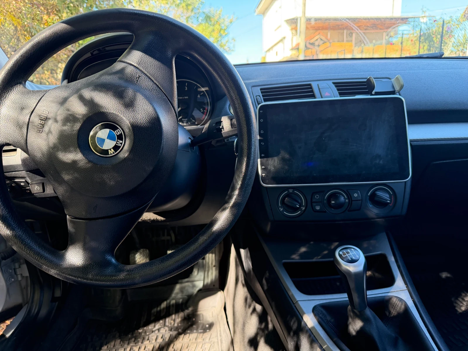 BMW 118, снимка 7 - Автомобили и джипове - 56644531
