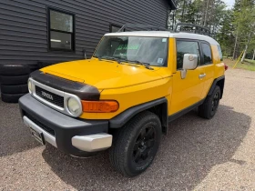 Toyota Fj cruiser * 4WD 4dr * CARFAX * БЕЗ ПЪРВОНАЧАЛНА ВНОСКА