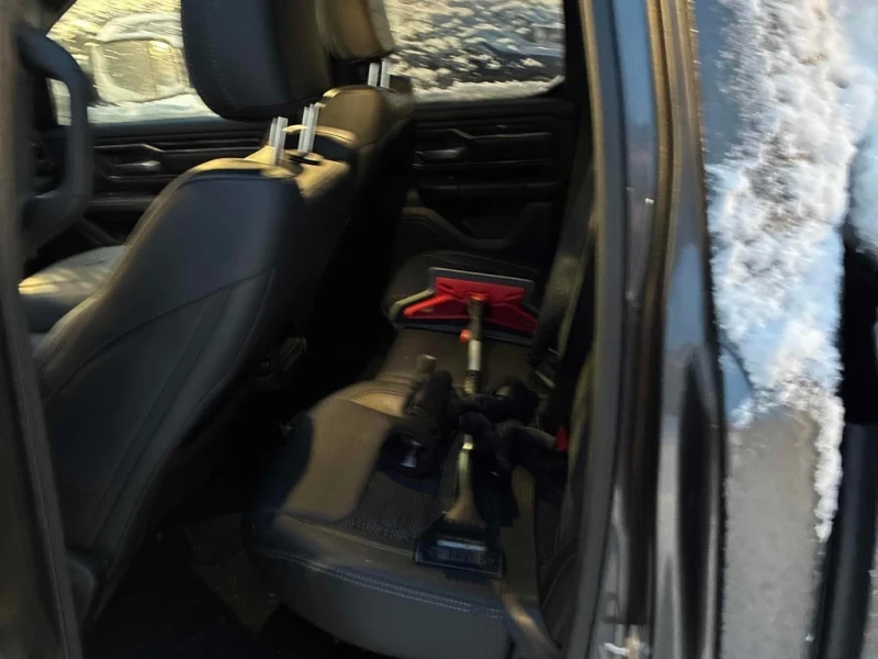 Dodge RAM 1500 * Sport * CARFAX * , снимка 12 - Автомобили и джипове - 53009231