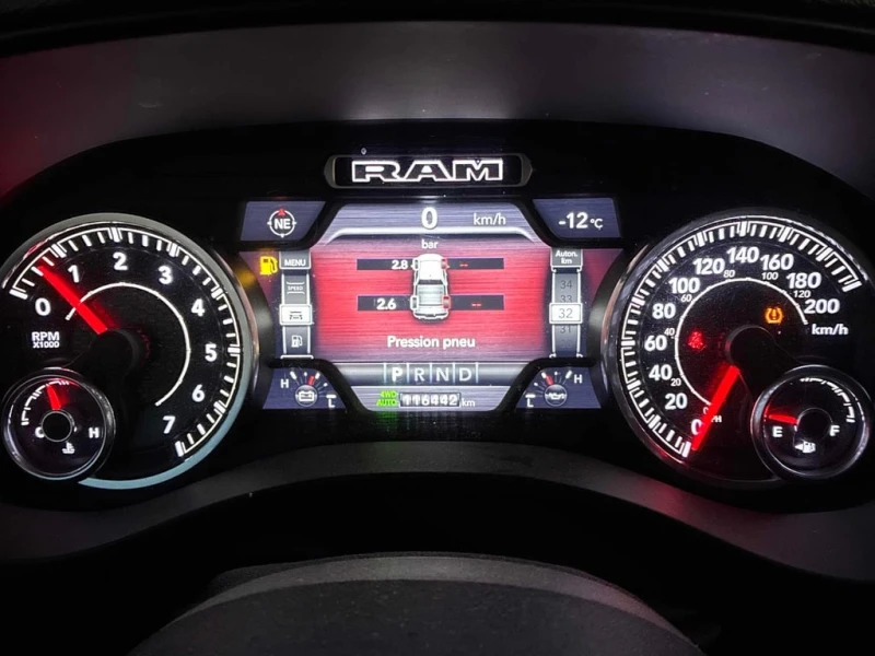 Dodge RAM 1500 * Sport * CARFAX * , снимка 8 - Автомобили и джипове - 53009231