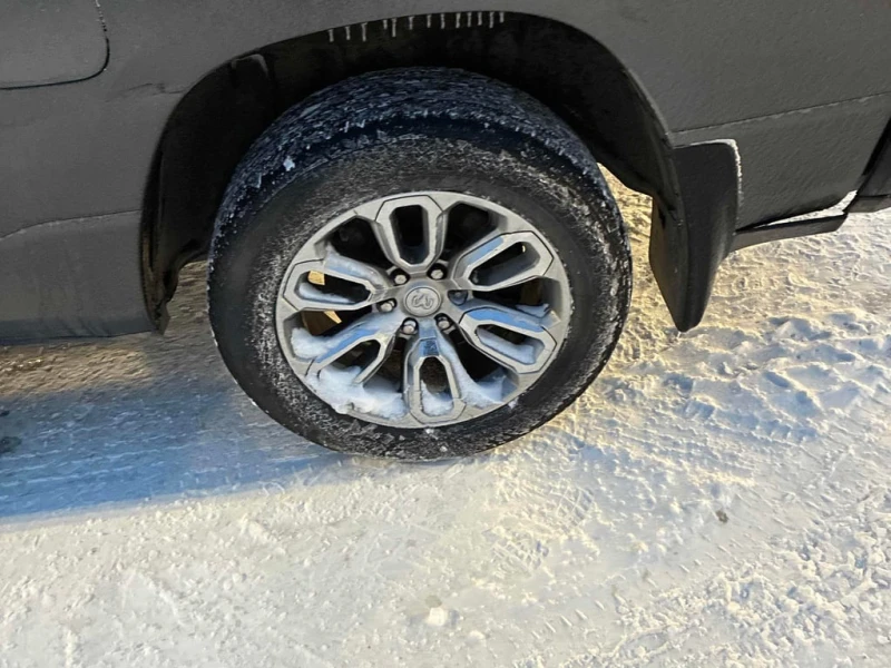 Dodge RAM 1500 * Sport * CARFAX * , снимка 14 - Автомобили и джипове - 53009231