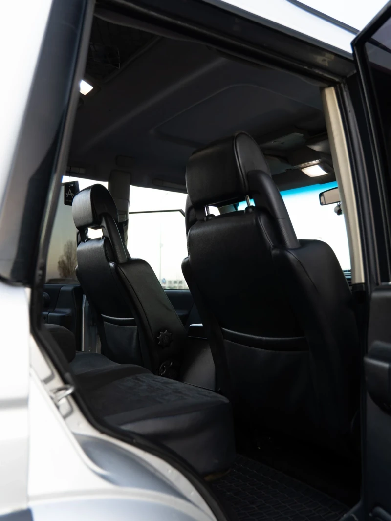 Land Rover Discovery    TD5, снимка 11 - Автомобили и джипове - 53065604